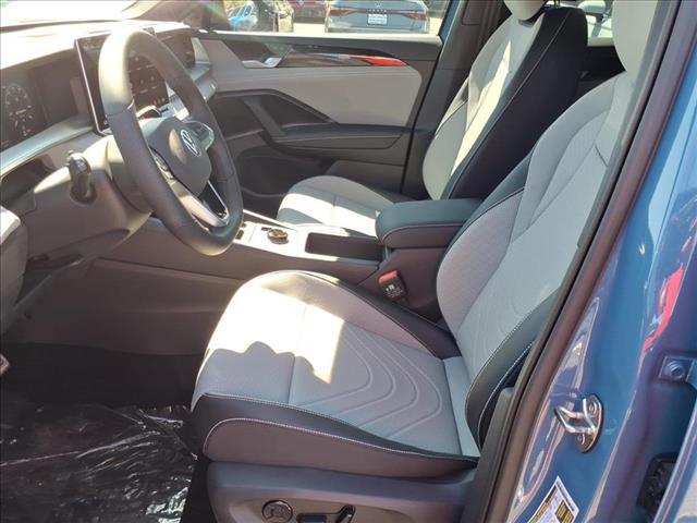 new 2025 Volkswagen Tiguan car, priced at $37,097