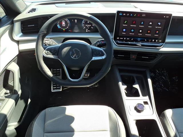 new 2025 Volkswagen Tiguan car, priced at $37,097
