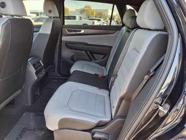 new 2026 Volkswagen Atlas Cross Sport car, priced at $51,421