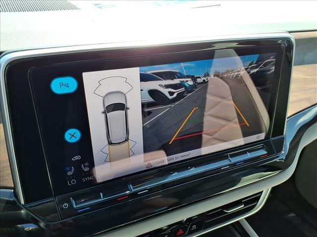 new 2026 Volkswagen Atlas car, priced at $45,779