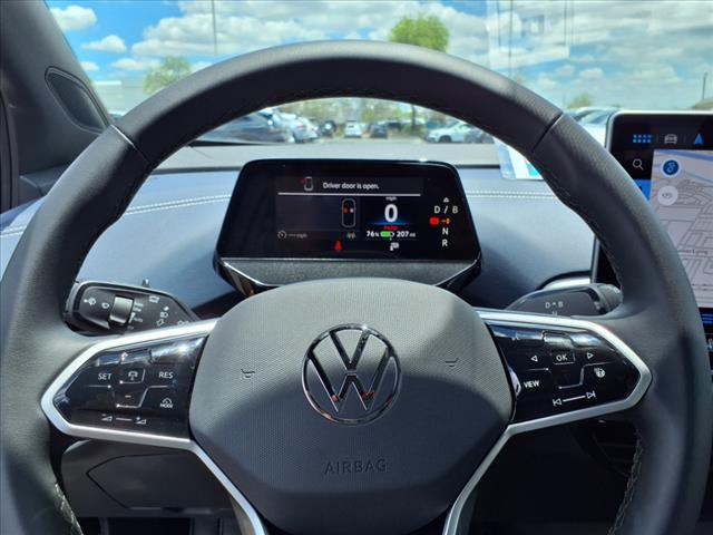 new 2025 Volkswagen ID.4 car, priced at $53,261