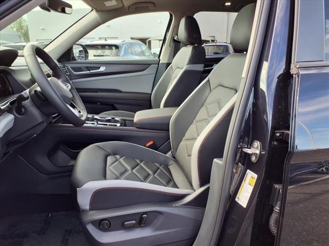 new 2025 Volkswagen Atlas car, priced at $44,951