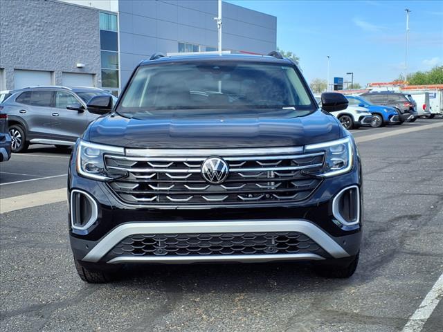 new 2025 Volkswagen Atlas car, priced at $45,451