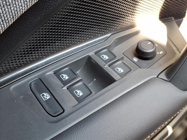 new 2026 Volkswagen Tiguan car, priced at $31,992