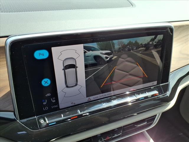 new 2026 Volkswagen Atlas car, priced at $46,374