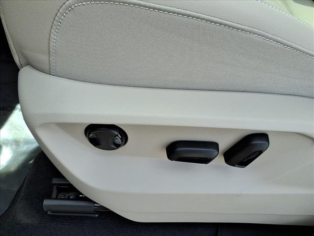 new 2026 Volkswagen Atlas car, priced at $46,374