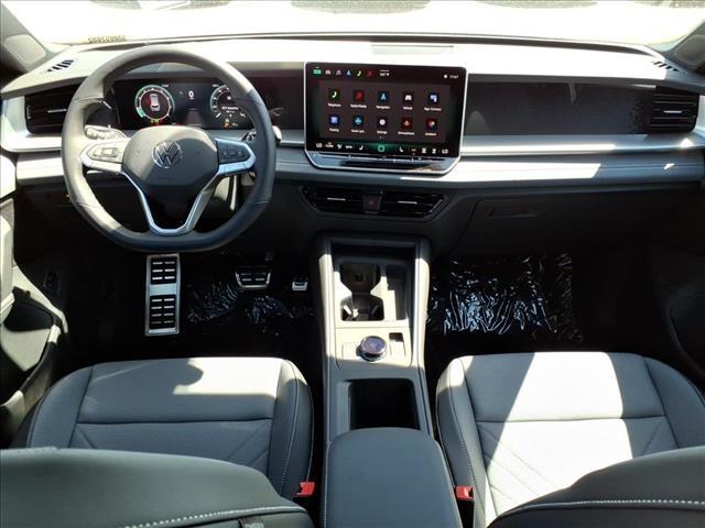 new 2025 Volkswagen Tiguan car, priced at $36,422