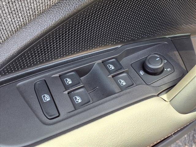 new 2026 Volkswagen Tiguan car, priced at $31,992