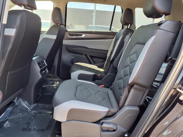 new 2025 Volkswagen Atlas car, priced at $47,454