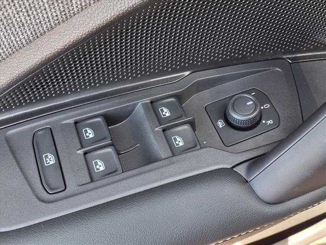 new 2025 Volkswagen Tiguan car, priced at $32,315