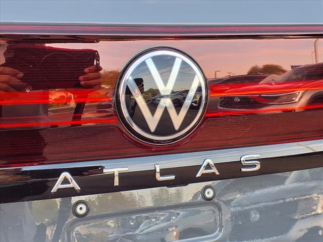 new 2025 Volkswagen Atlas car, priced at $47,214