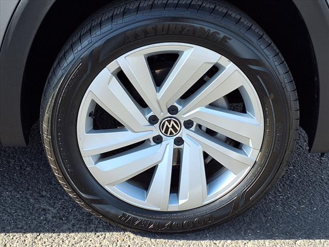 used 2021 Volkswagen Atlas car, priced at $25,998