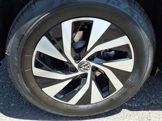 new 2025 Volkswagen Tiguan car, priced at $30,515