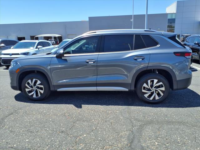 new 2025 Volkswagen Tiguan car, priced at $32,015