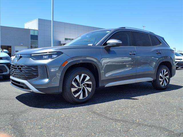 new 2025 Volkswagen Tiguan car, priced at $32,015