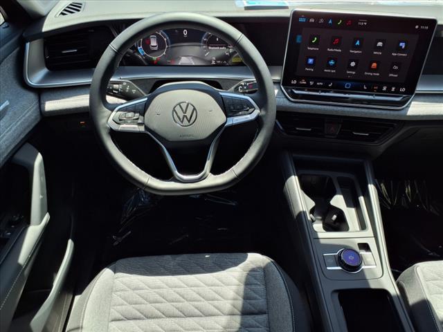 new 2025 Volkswagen Tiguan car, priced at $32,015
