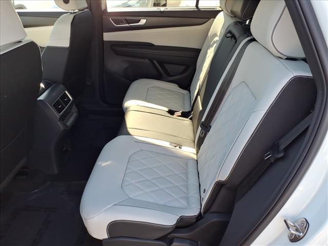 new 2026 Volkswagen Atlas Cross Sport car, priced at $54,031