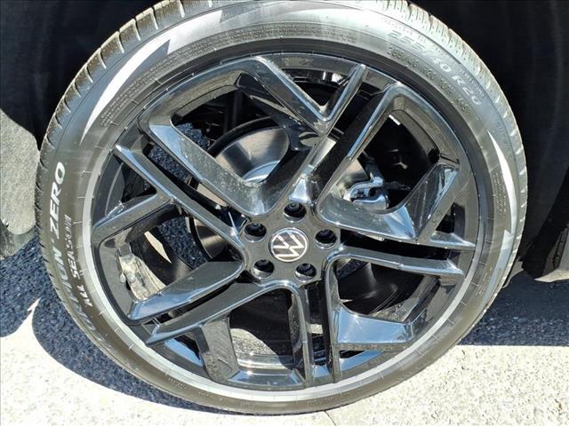 new 2025 Volkswagen Tiguan car, priced at $36,572