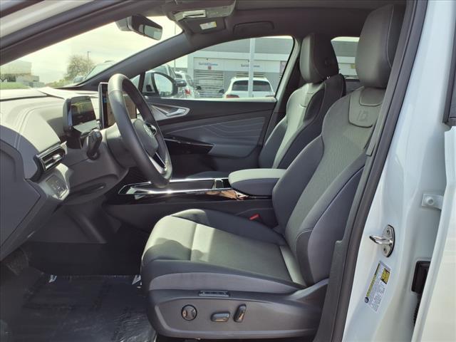 new 2025 Volkswagen ID.4 car, priced at $52,221