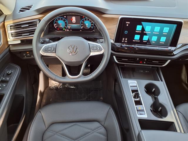 new 2025 Volkswagen Atlas car, priced at $38,499