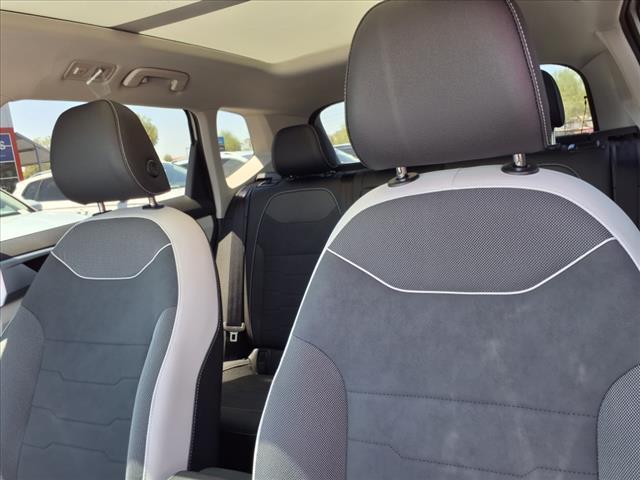 new 2025 Volkswagen Taos car, priced at $32,151