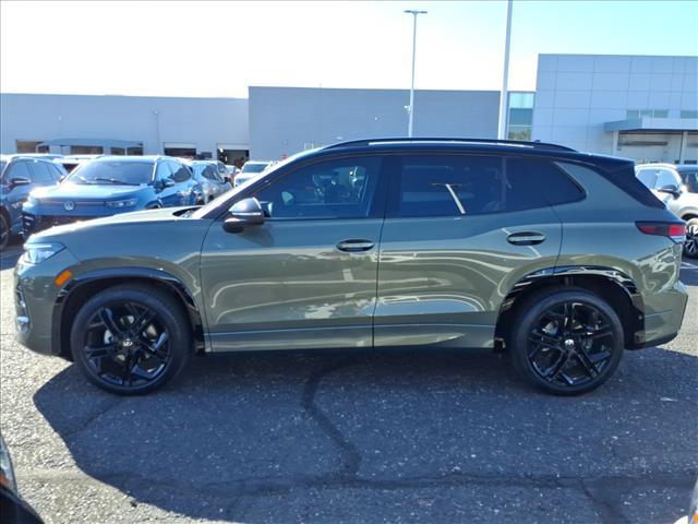 new 2025 Volkswagen Tiguan car, priced at $36,986