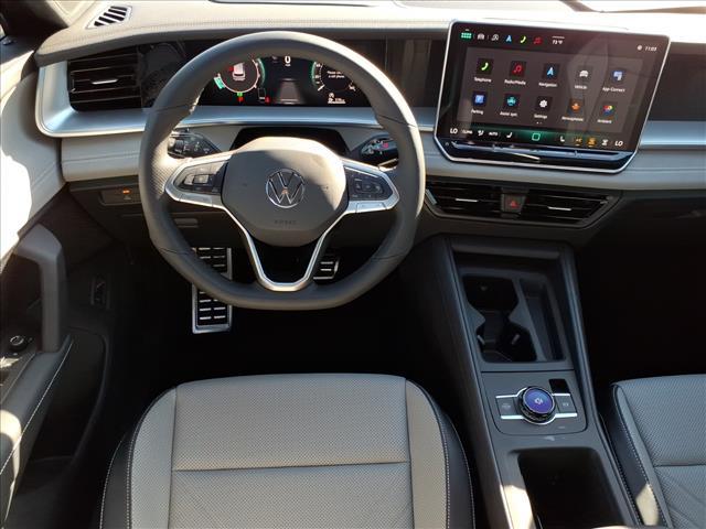 new 2025 Volkswagen Tiguan car, priced at $36,986