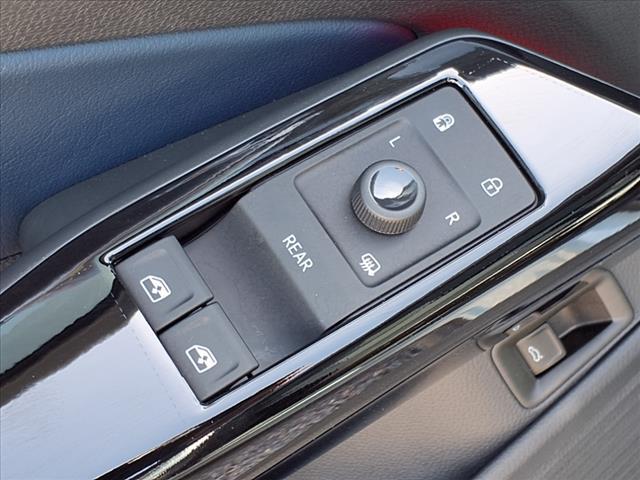 new 2025 Volkswagen ID.4 car, priced at $44,666