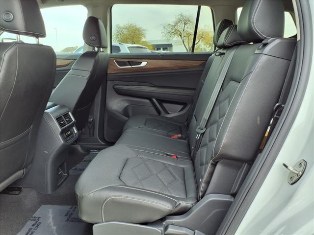 new 2025 Volkswagen Atlas car, priced at $47,487
