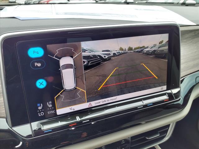 new 2025 Volkswagen Atlas car, priced at $54,039