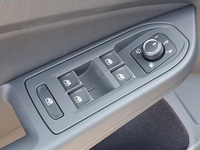 new 2025 Volkswagen Golf GTI car, priced at $39,038