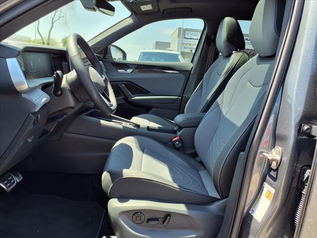 new 2025 Volkswagen Tiguan car, priced at $39,148