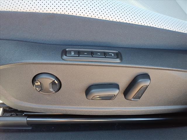 new 2025 Volkswagen ID.4 car, priced at $50,926