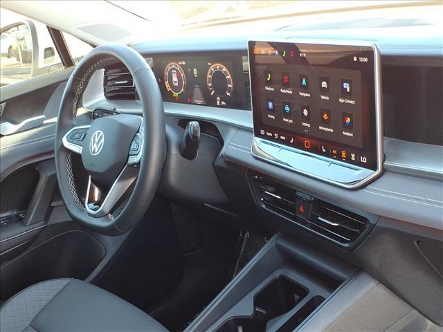 used 2025 Volkswagen Tiguan car, priced at $29,998