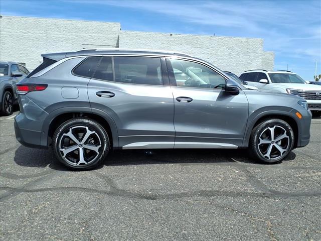 new 2025 Volkswagen Tiguan car, priced at $33,586