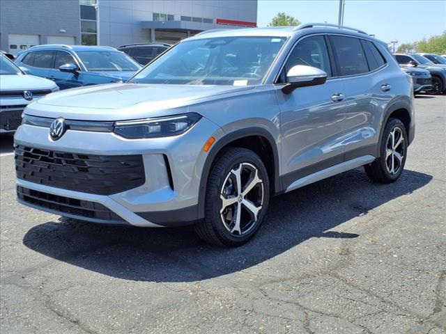 new 2025 Volkswagen Tiguan car, priced at $35,787