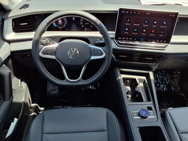 new 2025 Volkswagen Tiguan car, priced at $35,787