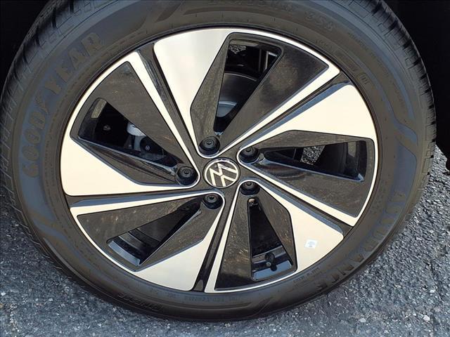 new 2025 Volkswagen Taos car, priced at $31,358