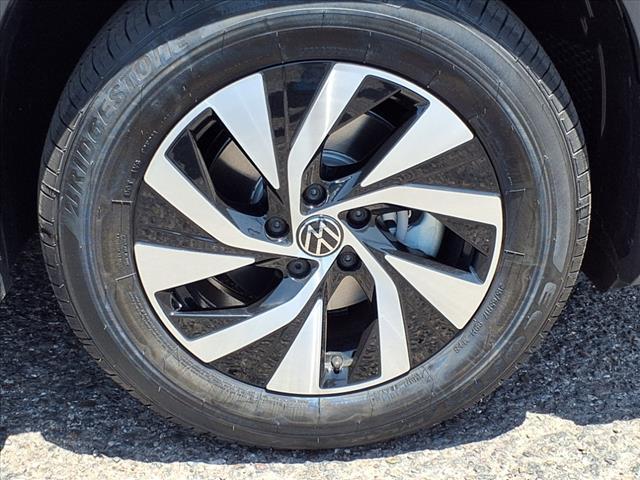 new 2025 Volkswagen Tiguan car, priced at $31,515