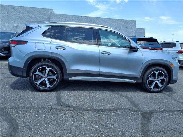 new 2025 Volkswagen Tiguan car, priced at $32,976
