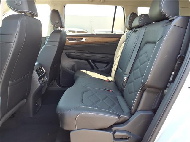 new 2026 Volkswagen Atlas car, priced at $45,348