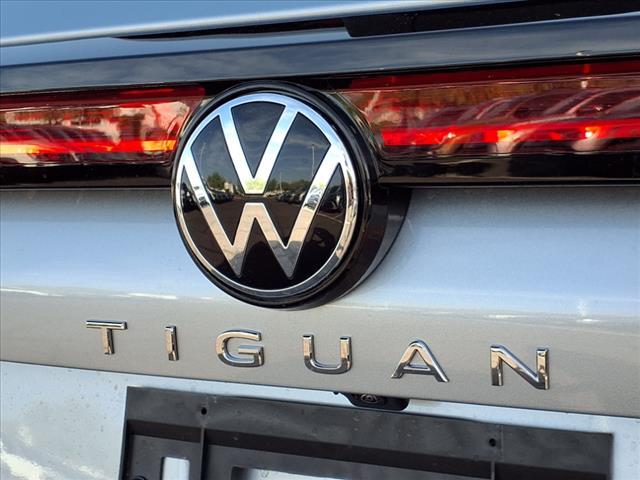 new 2025 Volkswagen Tiguan car, priced at $32,315