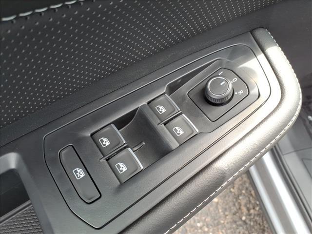 new 2026 Volkswagen Atlas Cross Sport car, priced at $40,276