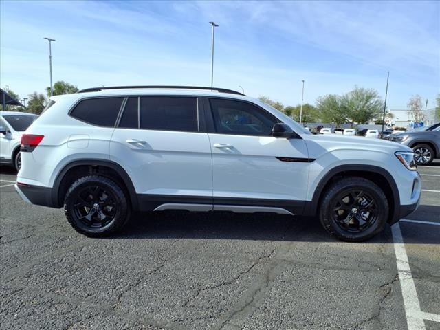 new 2025 Volkswagen Atlas car, priced at $48,420