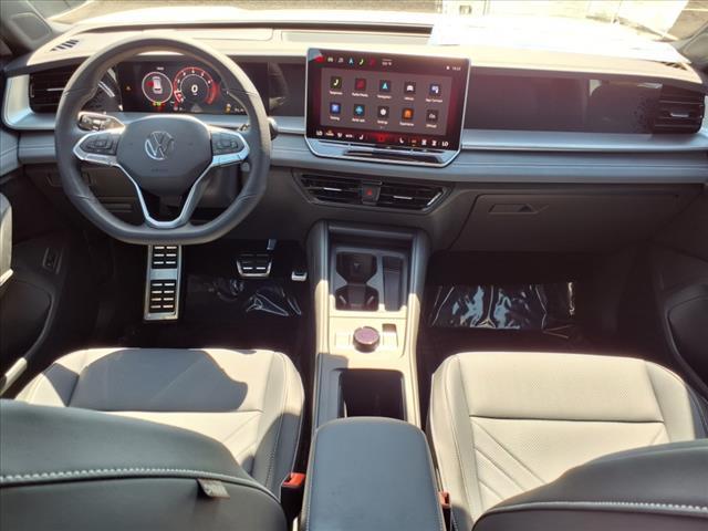 new 2025 Volkswagen Tiguan car, priced at $40,008