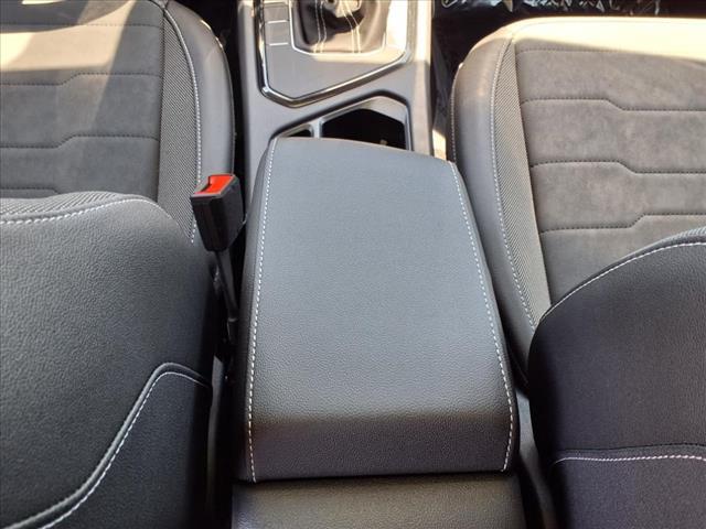 new 2025 Volkswagen Taos car, priced at $31,011