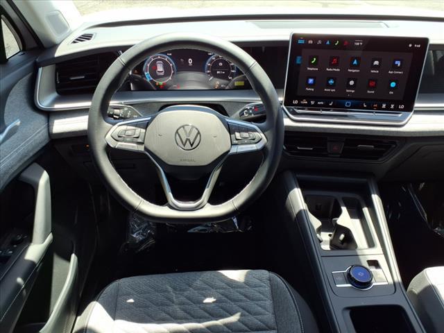 new 2025 Volkswagen Tiguan car, priced at $31,624