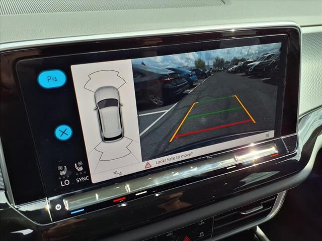 new 2025 Volkswagen Atlas Cross Sport car, priced at $48,801