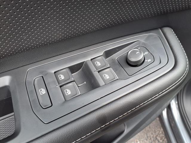 new 2025 Volkswagen Atlas Cross Sport car, priced at $48,801