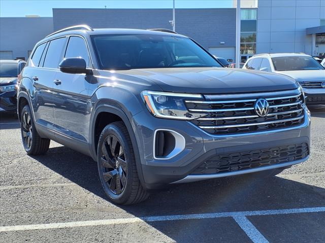 new 2025 Volkswagen Atlas car, priced at $45,143